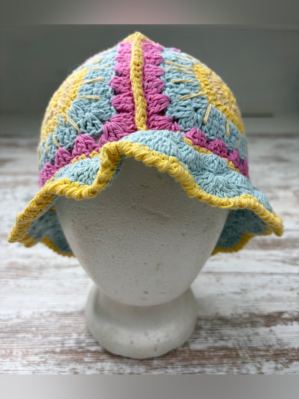 Urban Outfitters Bria Granny Square Crochet Bucket Hat Blue Yellow Pink  GUC